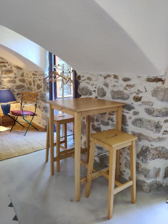 Rendez-Vous Sous Le Tilleul, En Cevennes. Molieres-Cavaillac Luaran gambar